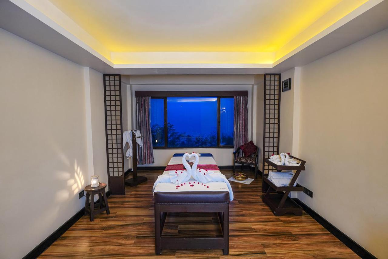 Denzong Regency- Luxury Mountain Retreat Spa & Casino Gangtok Exterior foto